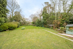 Photo 11- click for photo gallery